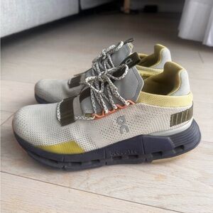 On Running Women’s Sneakers